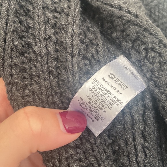 Women’s Express Cardigan - Picture 4 of 4